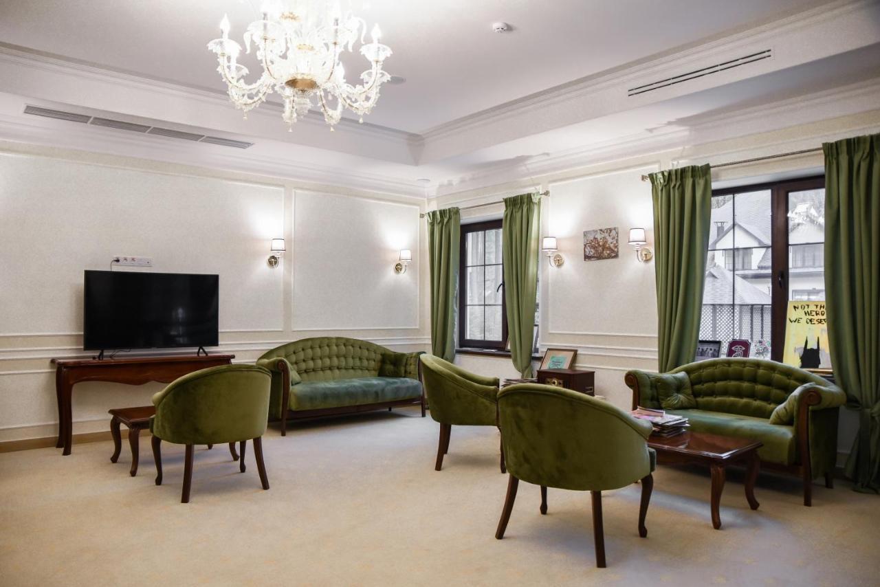 Hotel Zastava Uman Dmytrushky Exteriér fotografie
