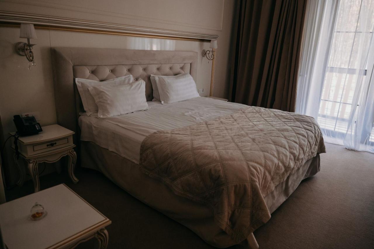 Hotel Zastava Uman Dmytrushky Exteriér fotografie