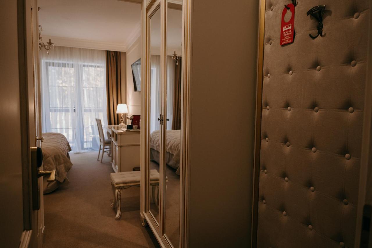 Hotel Zastava Uman Dmytrushky Exteriér fotografie
