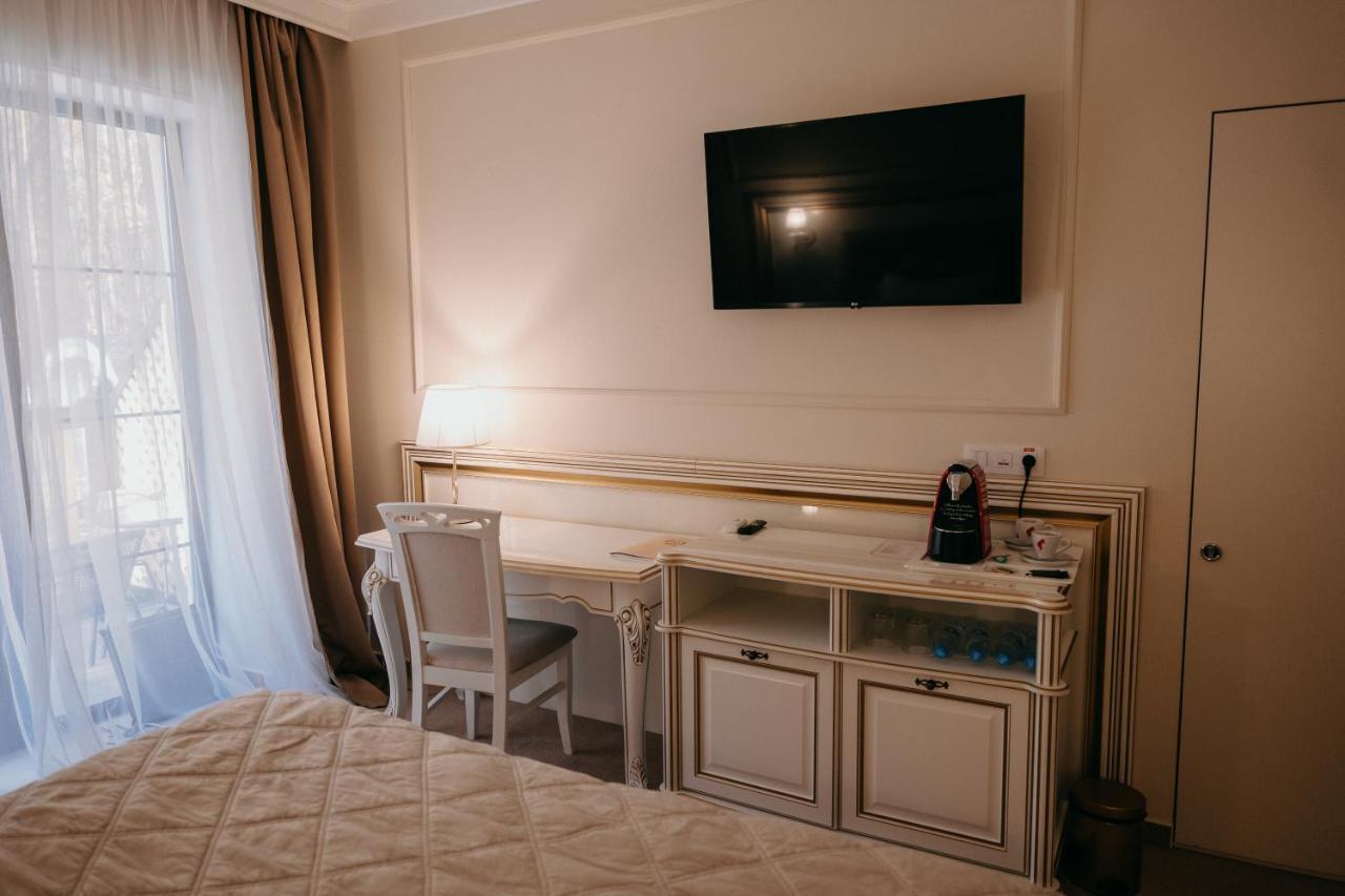 Hotel Zastava Uman Dmytrushky Exteriér fotografie