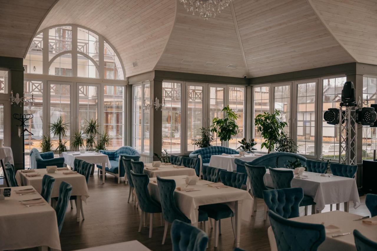 Hotel Zastava Uman Dmytrushky Exteriér fotografie