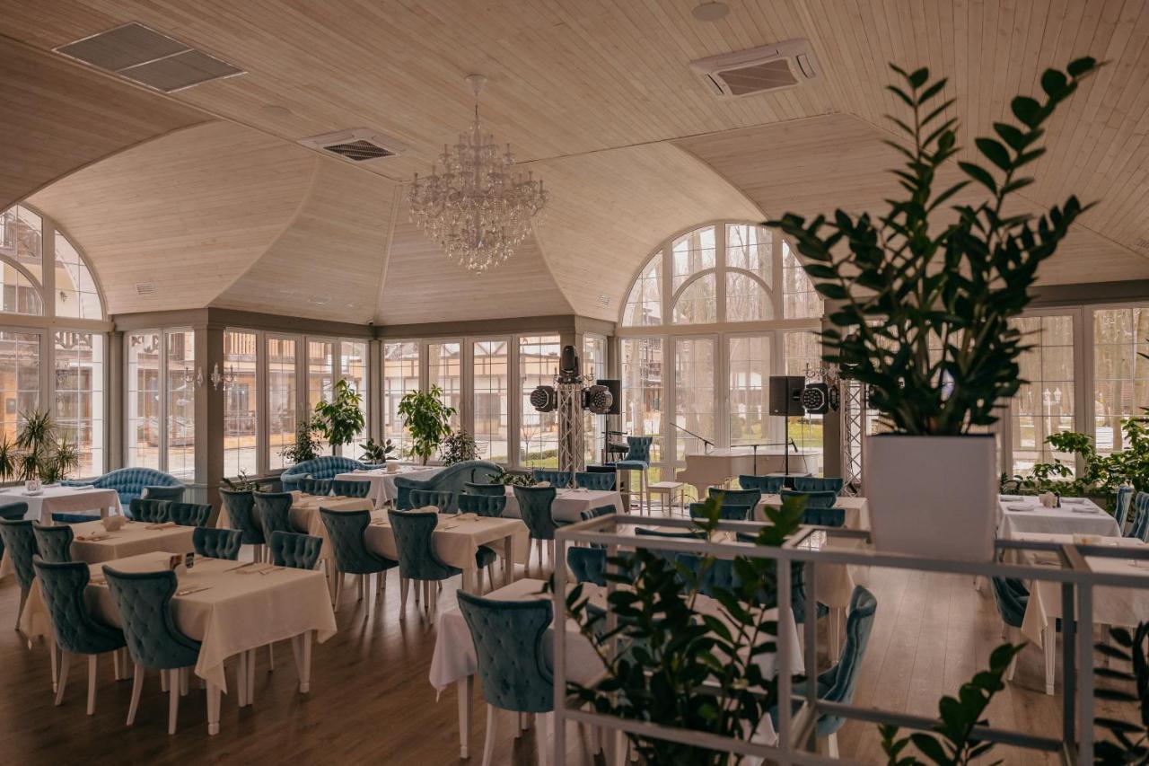 Hotel Zastava Uman Dmytrushky Exteriér fotografie